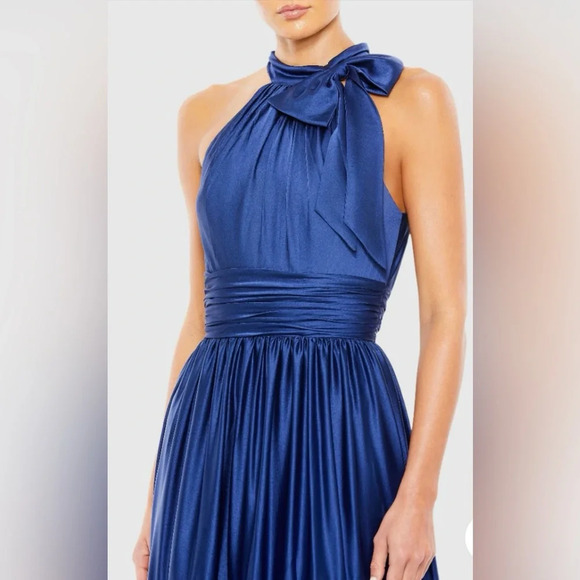 Mac Duggal Ruffle Halter Dress Saphire size 4 NWT - Picture 4 of 9